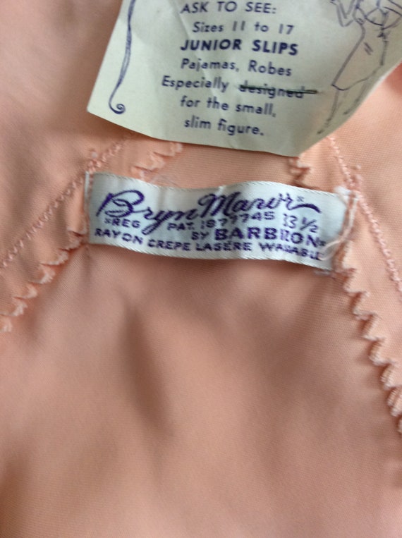 RARE 1940s VINTAGE Rayon Crepe Peach Dress Bias S… - image 7