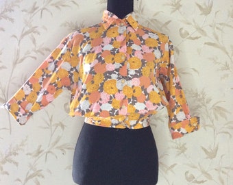 1950s Vintage Cotton Marigold Flower Print Crop ROCKABILLY Midriff Blouse