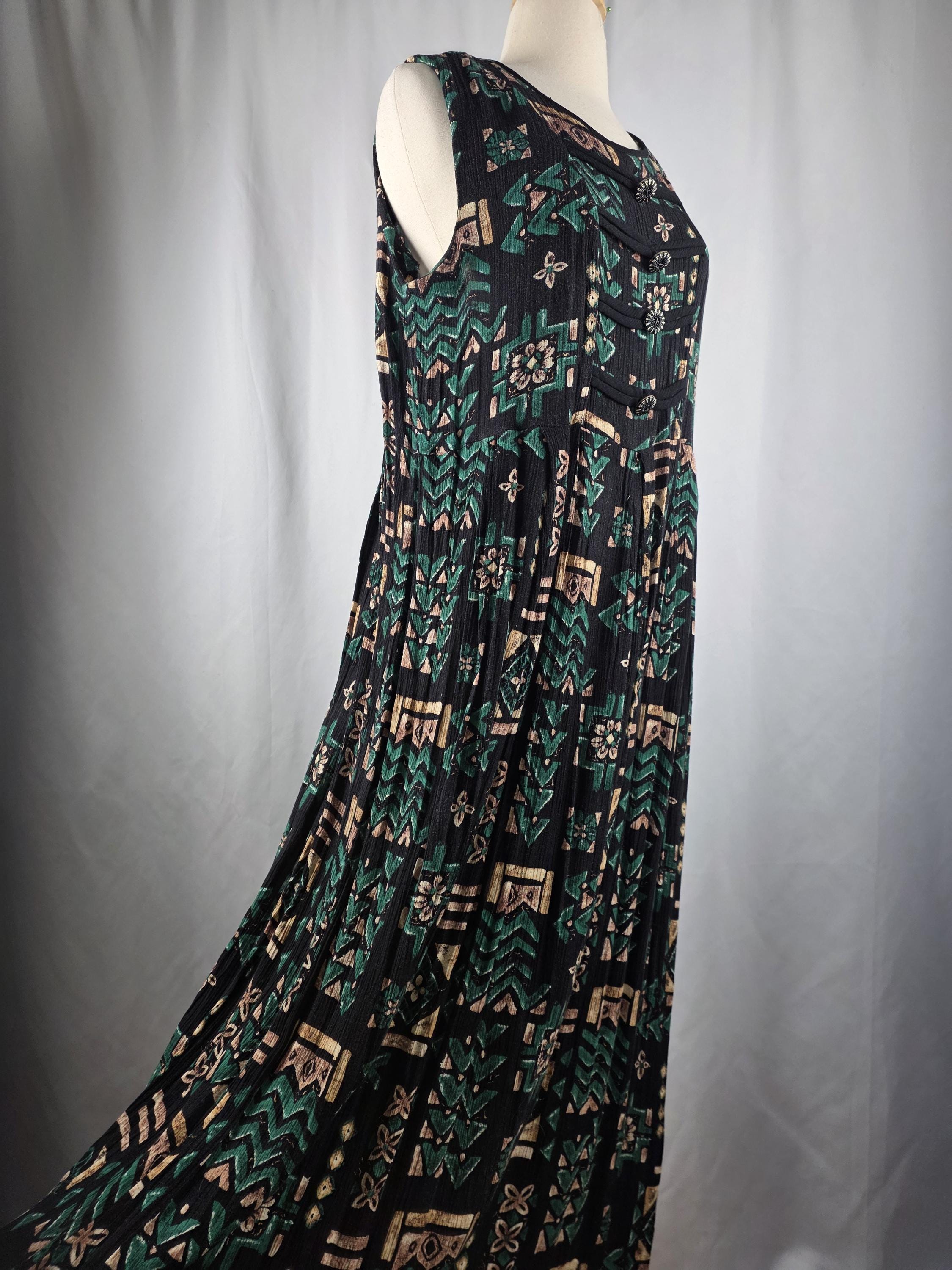 big gatsby dress 1920s Great Gatsby dress in grey with sweetheart neckline main image 1