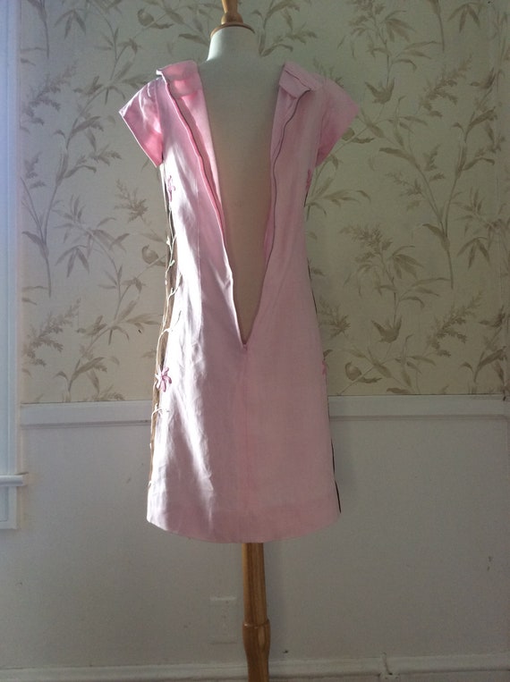 1960s 1970s Mod Vintage Pink EASTER LINEN Embroid… - image 6
