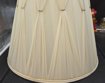 Vintage 1960s White Pleated Lampshade with Gold accents – Mid-Century Retro Lighting Decor