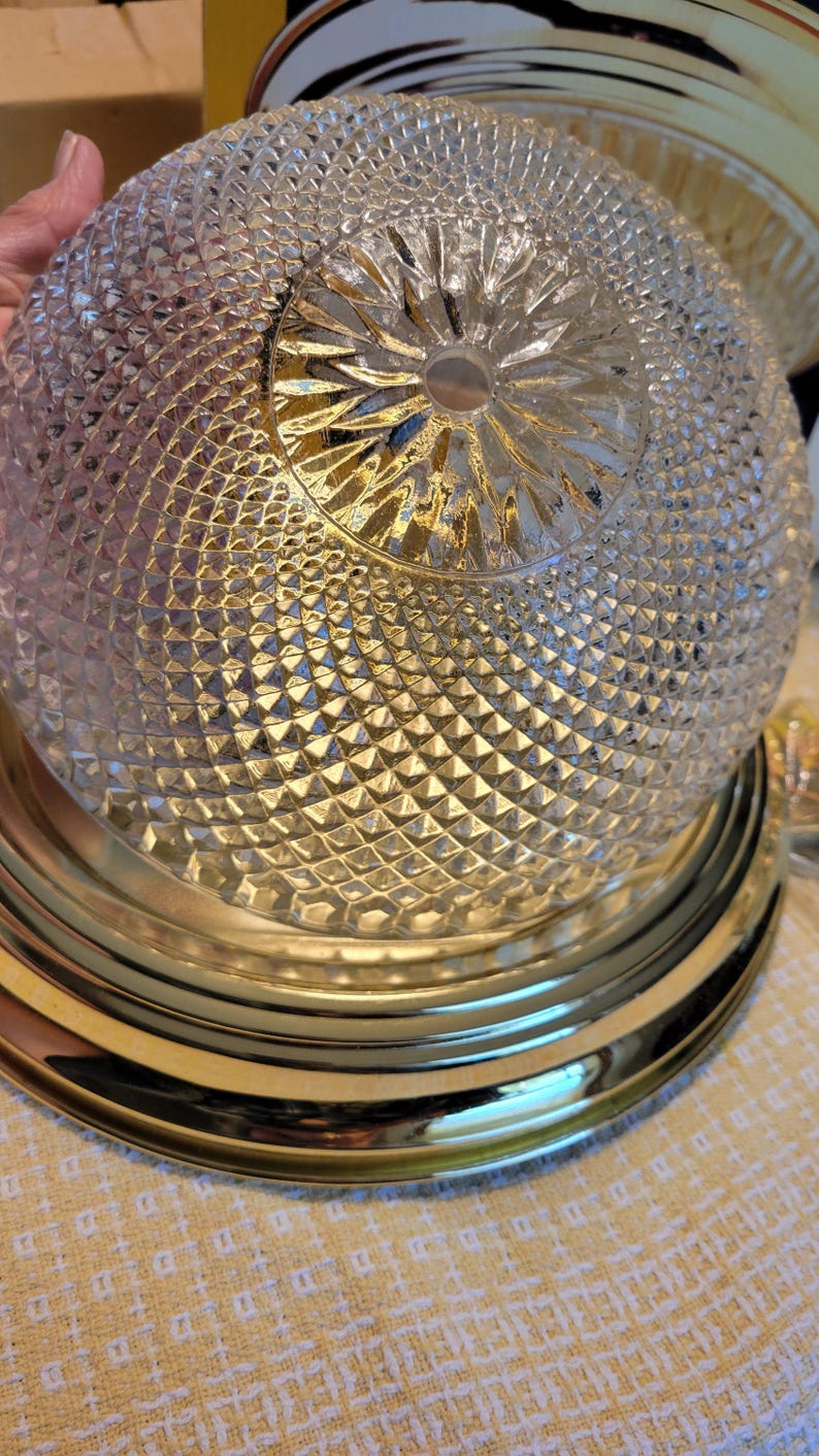 Vtg Flush Ceiling Mount Clear Glass Dome & Gold Diamond Pattern 1 Light ...