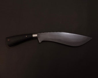 THE KUKRO KNIFE - It is a kukri knife.