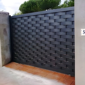 Heavy Duty Overlap Pattern Driveway Gate | Dual Swing Block Metal Entry Gate | Made in Canada – Model # 118E