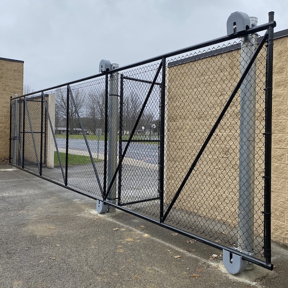 Chain gate discount