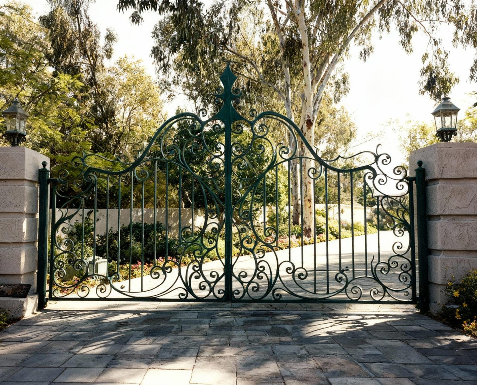 Scroll Spire Crest – Wrought Iron Gate With Central Finial & Ornamental ...