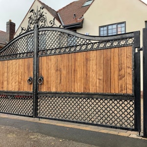 Orpheus Metal / Hardwood Driveway Gate Custom | Fabrication Huge Heavy Duty Metal Entry Gate | Made in Canada– Model # 188E