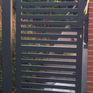 Modern Solid Horizontal Stripe Metal Side walk Gate | Unique Custom Fabrication Metal Garden Gate | Made in Canada – Model # 213E