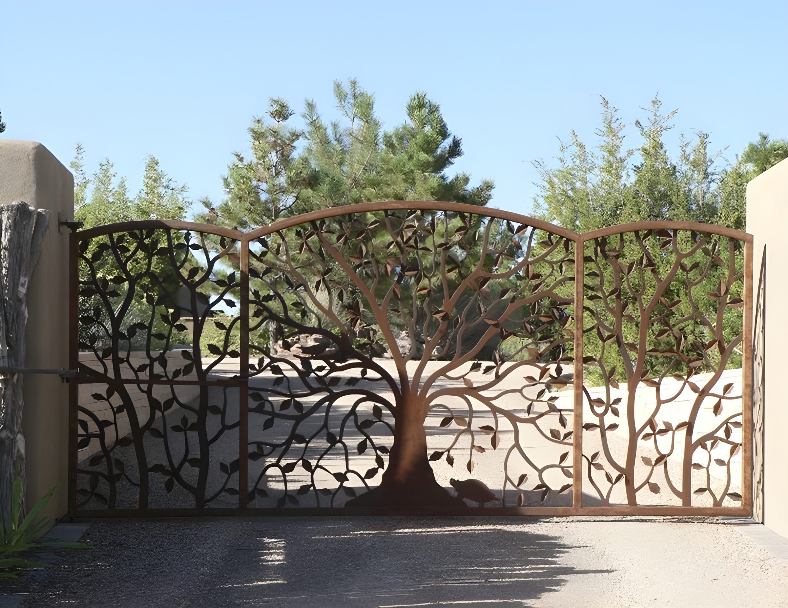3-Panel Tree Design Driveway Gate | Custom Fabricated Gate | Made in Canada – Model # 090E