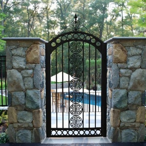 Modern Sleek Design Metal Garden Gate | Custom Fabrication Metal Fence Back Yard Gate |Made in Canada– Model # 322E