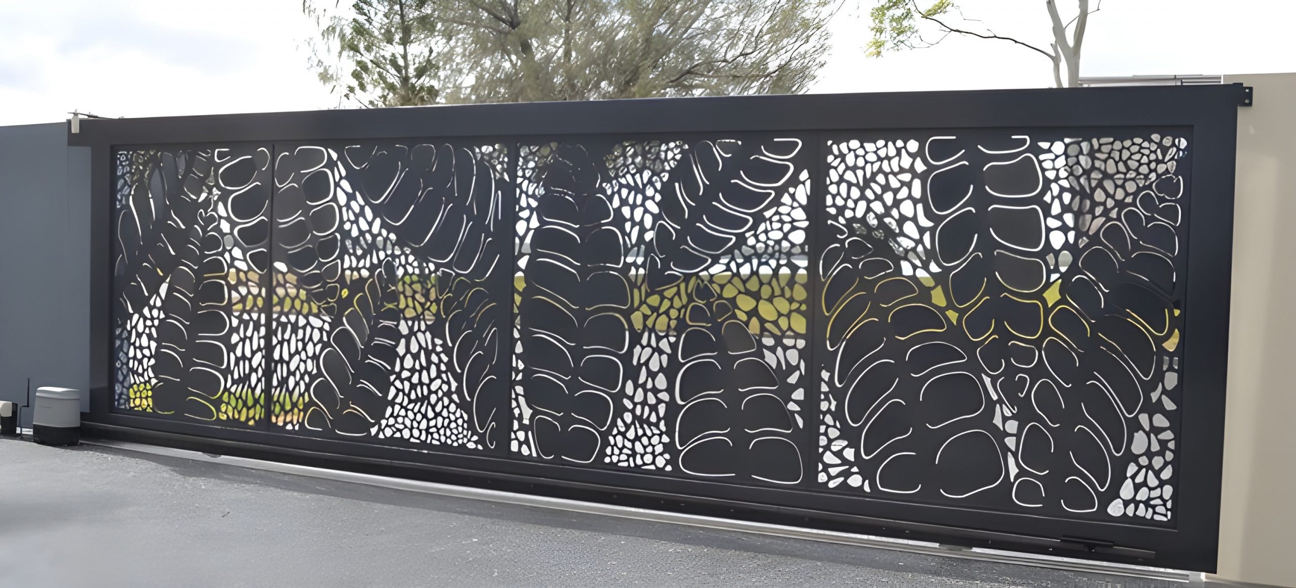 Custom Fabricated Leaves Design Entrance Gate | Heavy Duty Sliding Driveway Gate | Made in Canada – Model # 094E