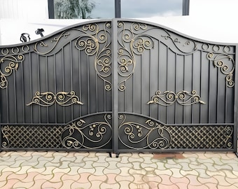 Beautiful Ornamental Driveway Gate | Luxurious Metal Design Entrance Gate | Made in Canada – Model # 083E