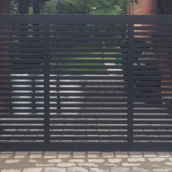 Laser Cut Horizontal Pattern Driveway Gate | Decorative Heavy Duty Entrance Gate | Made in CANADA – Model # 150E