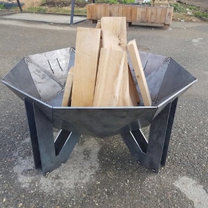 Octagonal Design Wood Burning Fire Pit | Heavy Duty High-Heat Black Steel Fire Bowl | Made in Canada – Model # WBFP632E