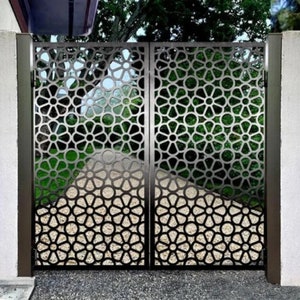 Laser Cut Artistic Flower Design Metal Garden Gate| Modern Fabrication Metal Yard Gate| Made in Canada – Model # 835E