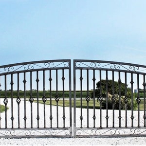Dual Swing Spiral Fence Driveway Gate | Custom Fabrication Heavy Duty Metal Entrance Gate | Made in Canada – Model # 063E