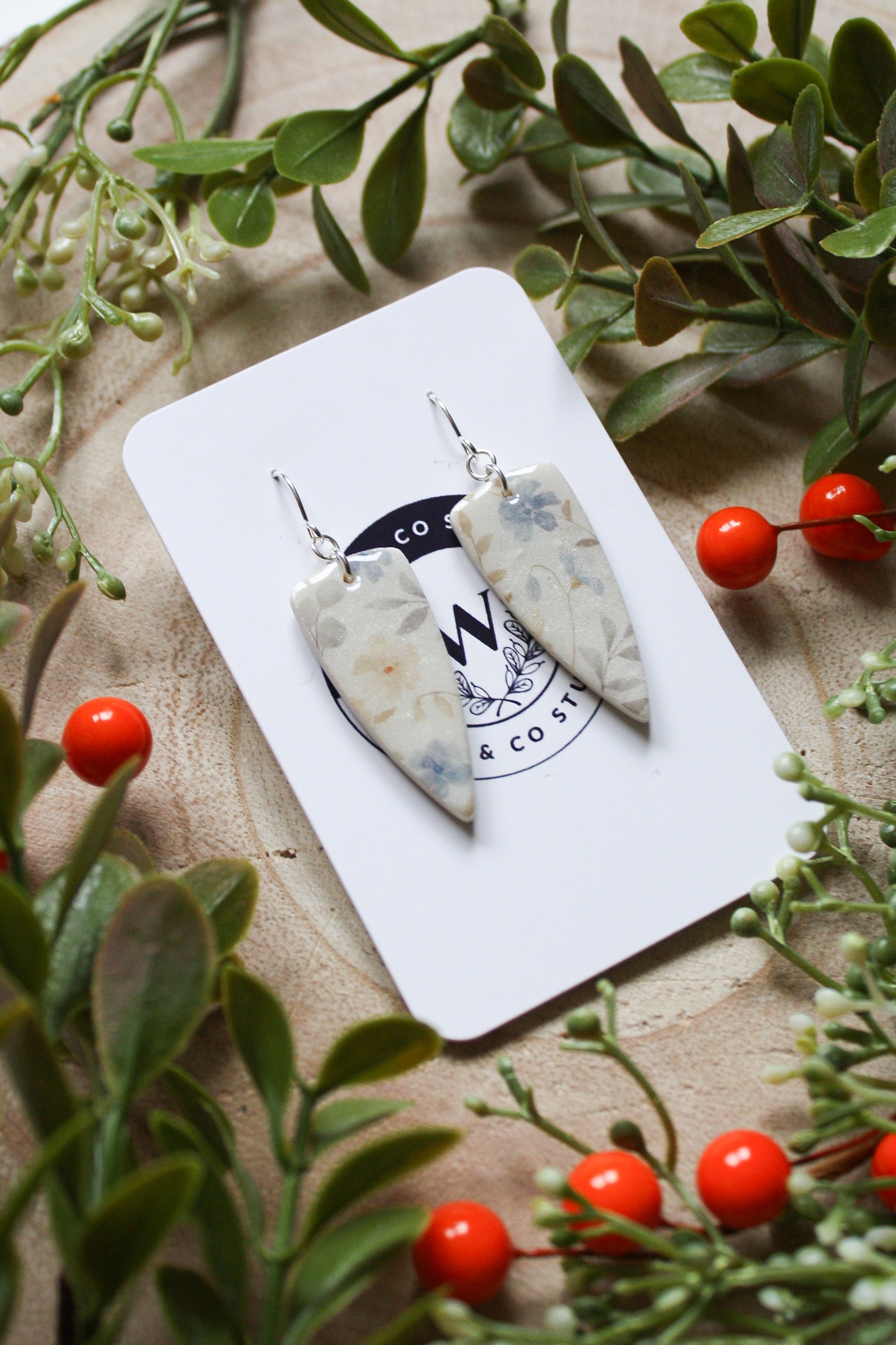 Arrowhead Shaped Handmade Polymer Clay UV Resin Earrings | Silver Jewellery | White Floral Dainty Small Pattern | Hypoallergenic Ear Wires