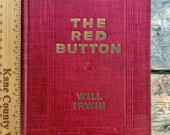 Novela de misterio ambientada en la ciudad de Nueva York a principios de la década de 1910, con detectives, sesiones de espiritismo y mucho más. "El botón rojo" de Will Irwin (1912); Central Park