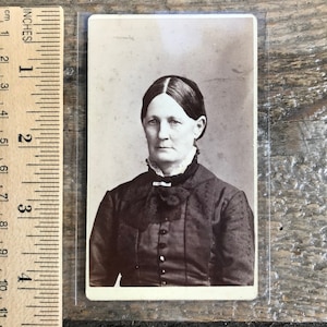 Antieke CDV (ca. 1880) Saint Johnsbury Caledonia County Vermont; Hellen/Ellen McLellan Weeks, VT-foto: WK Menns; vroege familie Danville