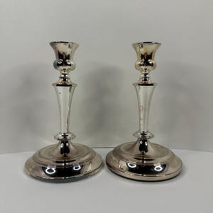 Pair of Vintage Oneida Tarnish-Resistant 7&quot; Candlestick Candle Holders
