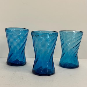 Set of 3 Vintage Hand Blown Blue Swirled Bubble Glass Juice Glasses