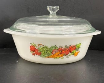 Vintage Glassbake Garden Medley ronde braadpan van 2 liter met deksel J514
