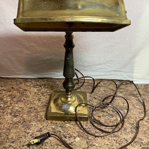 Luminária de latão ou piano, tampo de mesa
