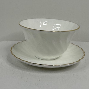 Wedgwood Gold Chelsea Condiment Bowl w/ Underplate or Open Sugar w/ Saucer