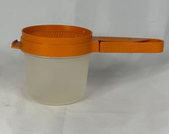 Tamizador de harina manual Tupperware “Sift It” color naranja, n.° 1493, n.° 1689 (sin tapa).