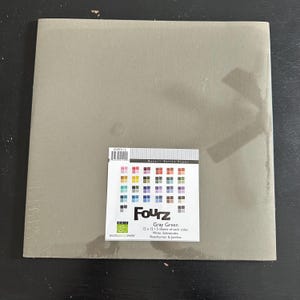 Papel Bazzill Basics FOURZ Cartulina gris y verde de 12 x 12 pulgadas, 20 hojas