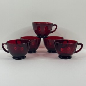 Juego de 5 tazas de té o café de cristal rojo rubí vintage