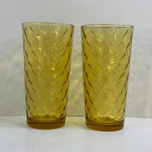 Set mit 2 Vintage Anchor Hocking Honeycomb 14 Unzen Braunglas Bechern