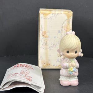 1983 Precious Moments &quot;Flower Girl&quot; Porcelain Figurine
