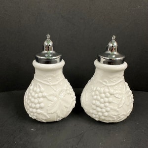 Vintage Imperial Grape Pattern Milk Glass Salt and Pepper Shaker Set