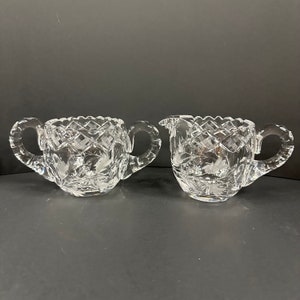Set di zuccheriera e lattiera vintage in vetro tagliato a brillante americano