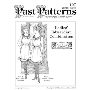 Peut inclure: Une illustration en noir et blanc de deux femmes portant des vêtements de l'époque édouardienne. L'illustration est tirée d'un patron de couture vintage pour une combinaison édouardienne pour femmes, avec des instructions pour un jupon à cinq goussets et des tiroirs circulaires fermés. Le patron est de Past Patterns, une entreprise dédiée à la précision et au service de l'intérêt public depuis 1979.
