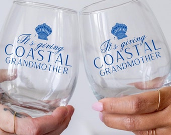 It's Giving Coastal Grandmother Wine Glass, Coastal Grandma Gifts, Insulated Beverage Tumbler Gift for Her