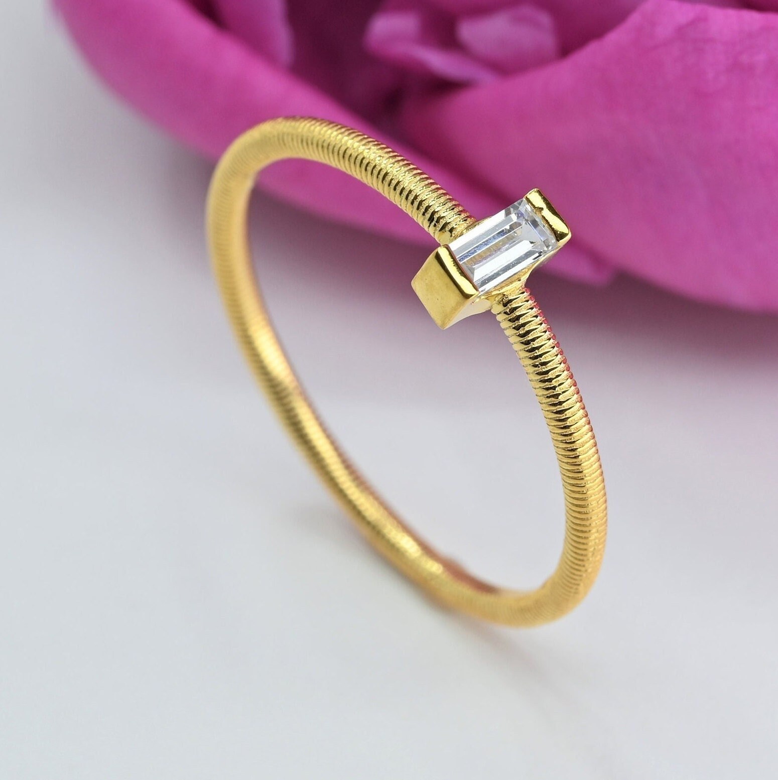 Sieraden Ringen Stapelbare ringen Stackable Ring For Her Minimalist Baguette Ring Handcrafted Dainty Baguette Ring 925 Sterling Silver Fine Jewelry 