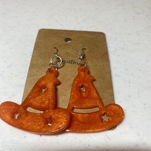 Witch hat earrings (2022351)