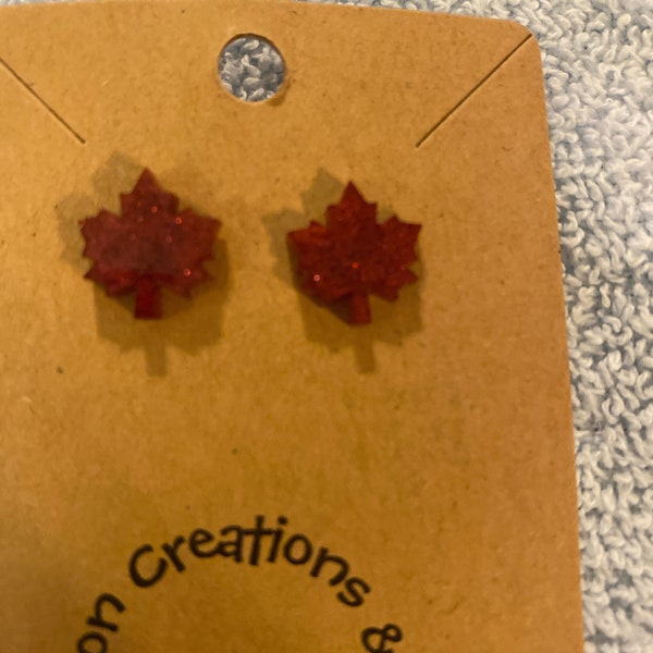 Burgundy leaf studs