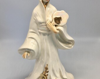 Vintage Josef Original's “cho Cho” Geisha Ceramic Figurine: Hand