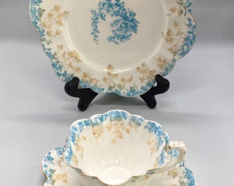 RARE 3Pc 1890’s Antique Wileman Foley (Pre Shelley) Empire Shape Blue White Gold Rim Scalloped “Trailing Ivy” #5065 Bone China Trio Tea Set