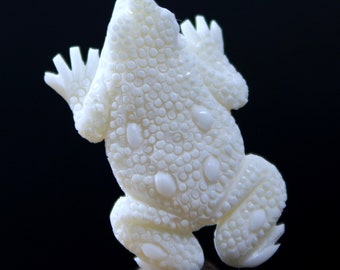 Hand Carved Bone Frog Cabochon Realistic Sculpture Amphibian Charm