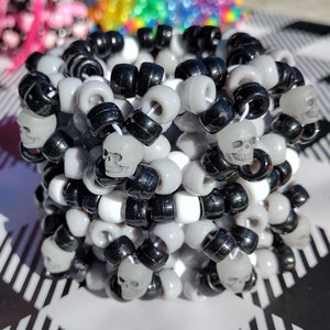 Handmade Black and White Star Kandi Bracelet - $3 - From Chavi