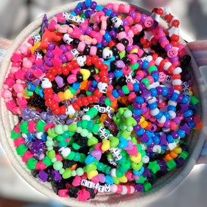 Kandi Scoops ! - 1 - 5 - 10 - 15 - 20 - Scene - Emo - Mystery Kandi - Random Kandi Singles - Bulk Bracelets - Confetti - Choose Your Style!