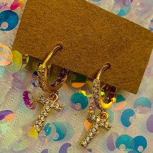 Cubic Zirconia initial Letter T Gold Hoop Earrings name Tilly Teresa Tricia Tracy Tess Teri Tammy Tori Tanya Birthday gift