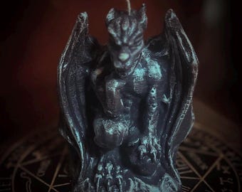 Gargoyle/Groteske gemeißelte Kerze