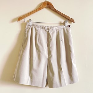 Vintage 90s Women&#39;s Chino Shorts Cotton | Vintage Shorts Sand | Vintage Shorts