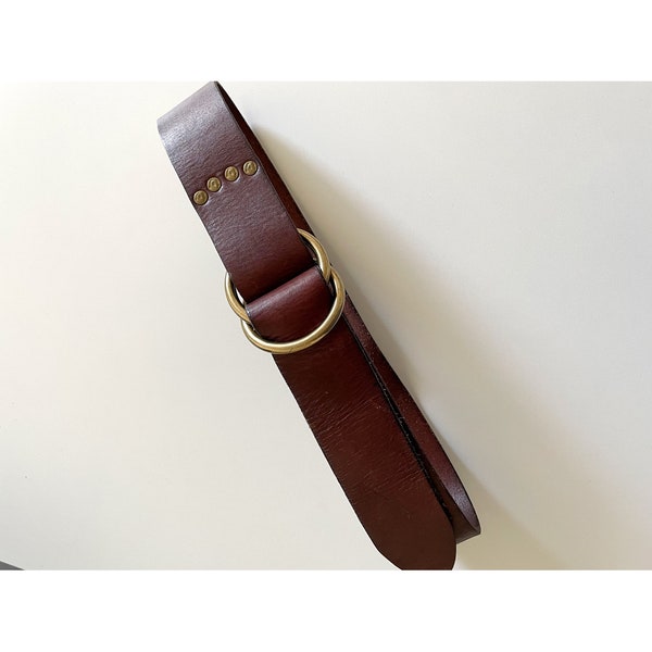 Vintage Ralph Lauren Brown Leather Belt with Gold Ring, Brown Leather Belt, Brown Gold Belt, Lauren Ralph Lauren Belt, Classic brown belt