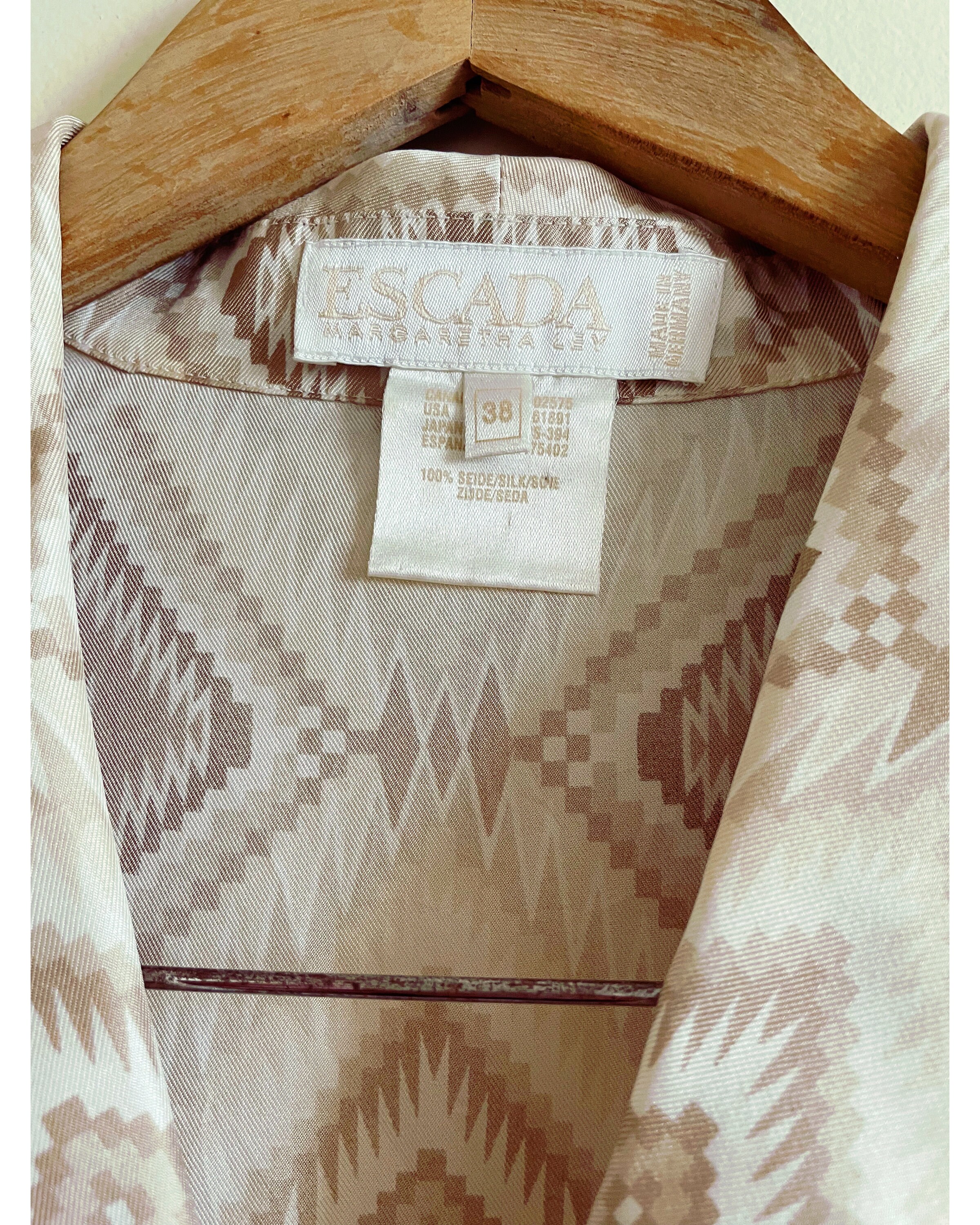 Chemisier Vintage Escada By Margaretha Ley En Soie Pure - Années 70 - Taille 40 (M) - Beige Manches Longues